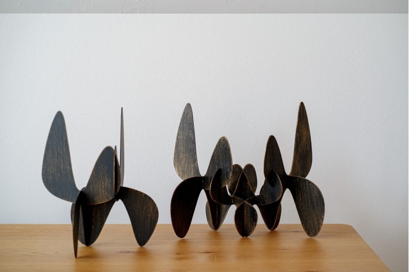 BLADE COLLECTION: BLACK AND GOLD METAL | VP Interiorismo